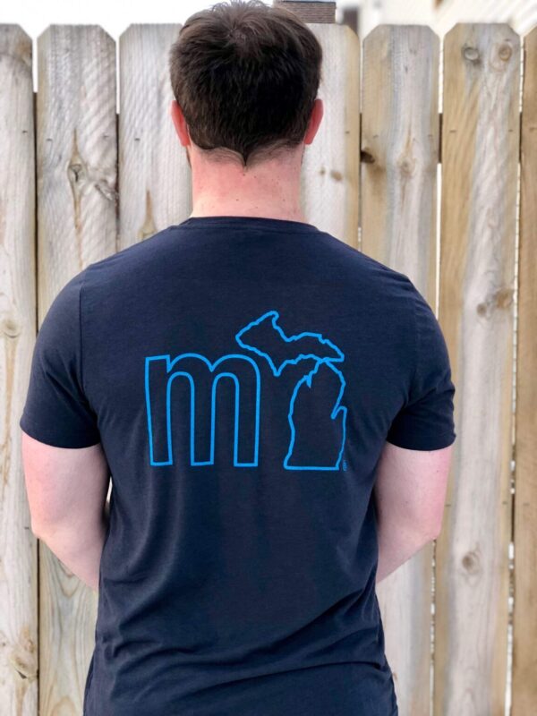 Product Image for  mi Unisex Outline T (2 colors)