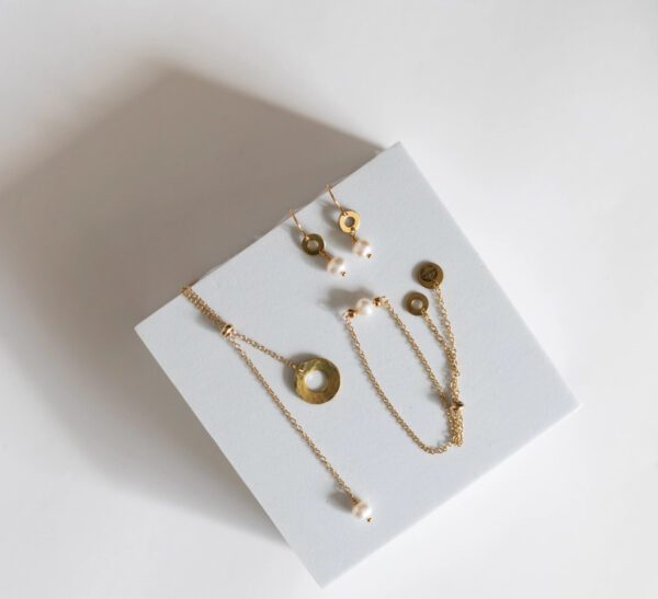 Product Image for  Mend – Promise Gold Plated Lariat Necklace with Pearl