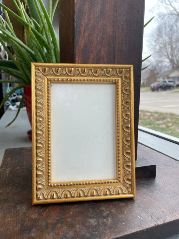 Product Image for  3 1/2×5 Ornate Ready Made Frame