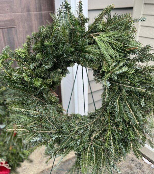 Product Image for  18” Mixed Greens wreath