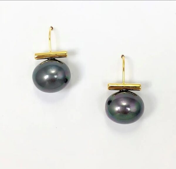 Product Image for  Ohelo Pearl Earrings- 4 Color Options