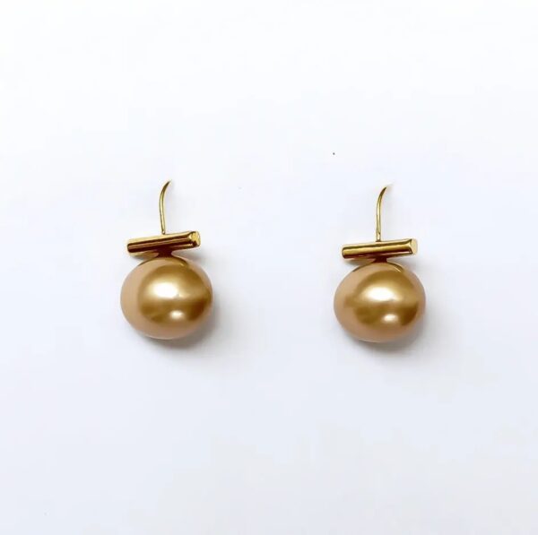 Product Image for  Ohelo Pearl Earrings- 4 Color Options